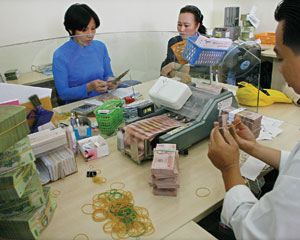 Làn sóng tăng vốn ngân hàng mới
